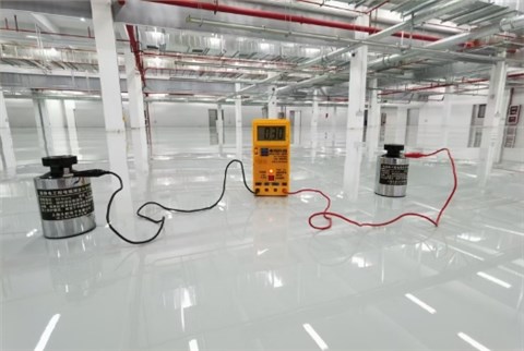 环氧防静电自流平地坪工程