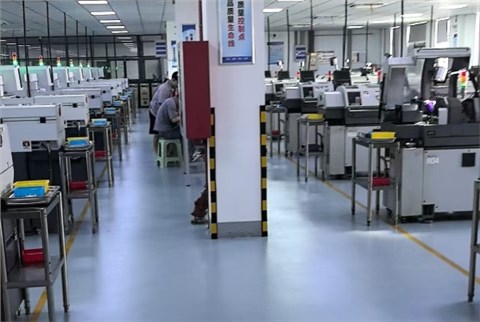 环氧自流平+聚氨酯超耐磨地坪